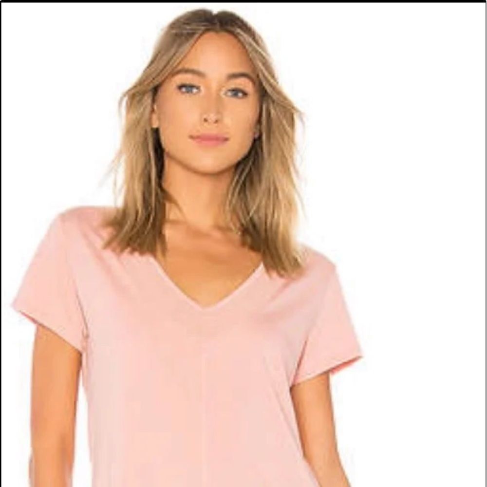 Puma T-shirt womens size XS slouchy V Neck mesh short sleeve New‎